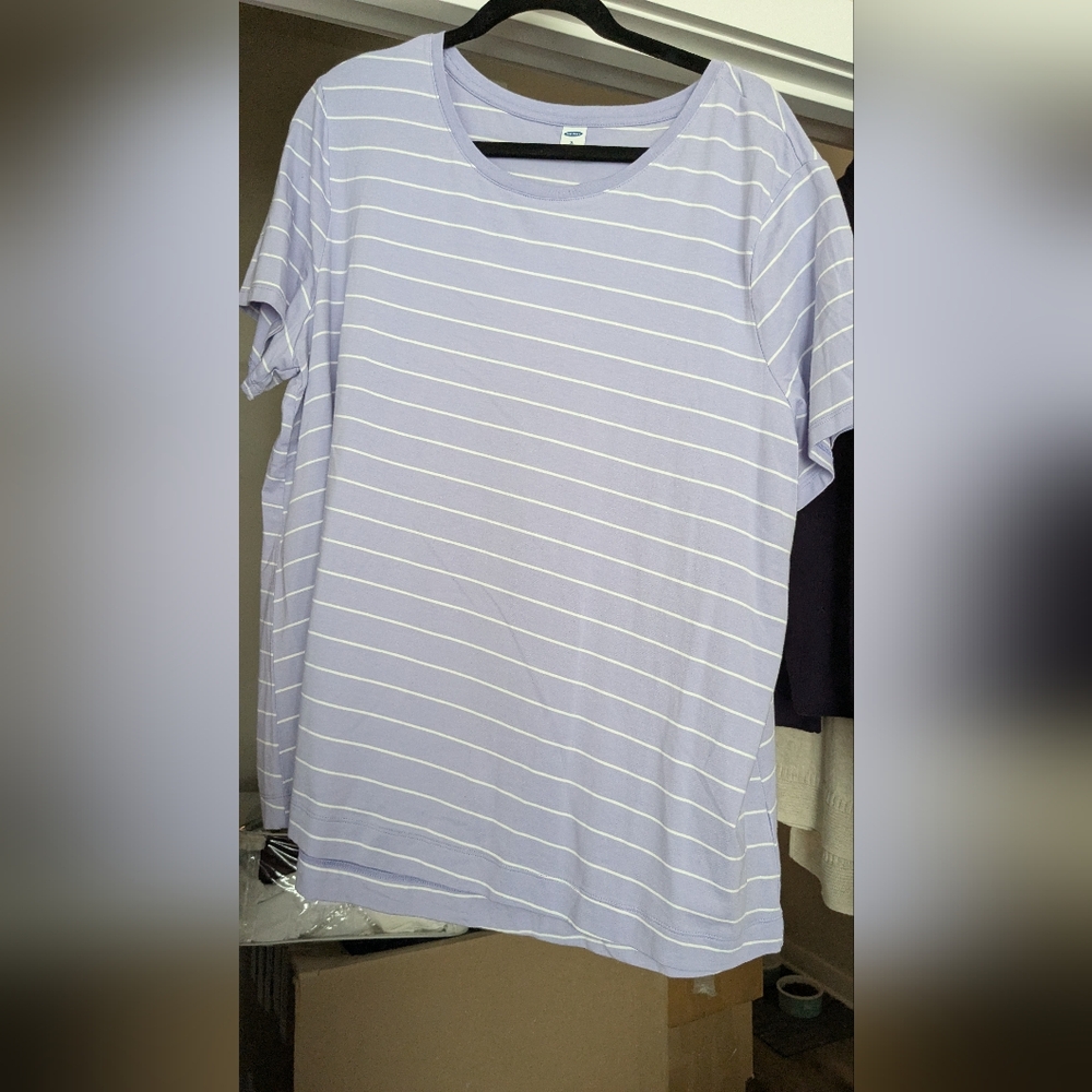 Women's Short Sleeve oversized tee.